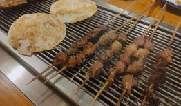 唐山本地人爆料烧烤视频,本地人爆料，独家视频带你领略地道风味